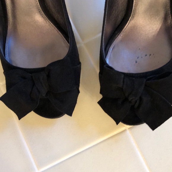 Via Spiga Black suede heels with bows - Picture 3 of 3